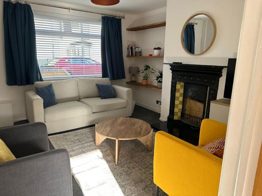 Revamped Holywood Town Centre House Διαμέρισμα Εξωτερικό φωτογραφία